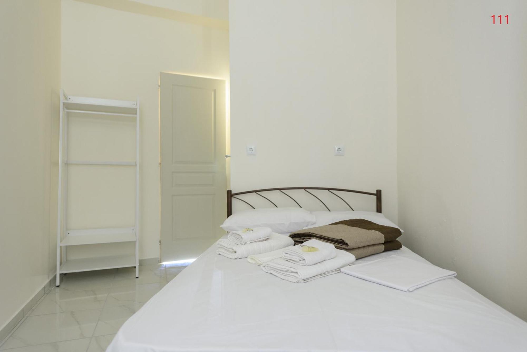 Athens Commercial المظهر الخارجي الصورة
