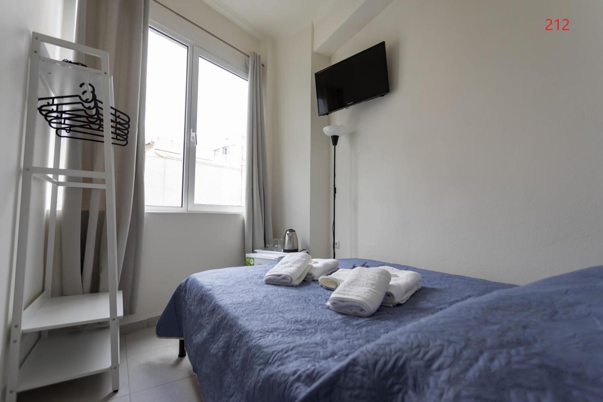 Athens Commercial المظهر الخارجي الصورة